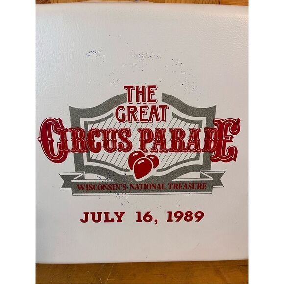 The Great Circus Parade seat cushion-circus world museum-ringling bros - Picture 2 of 10